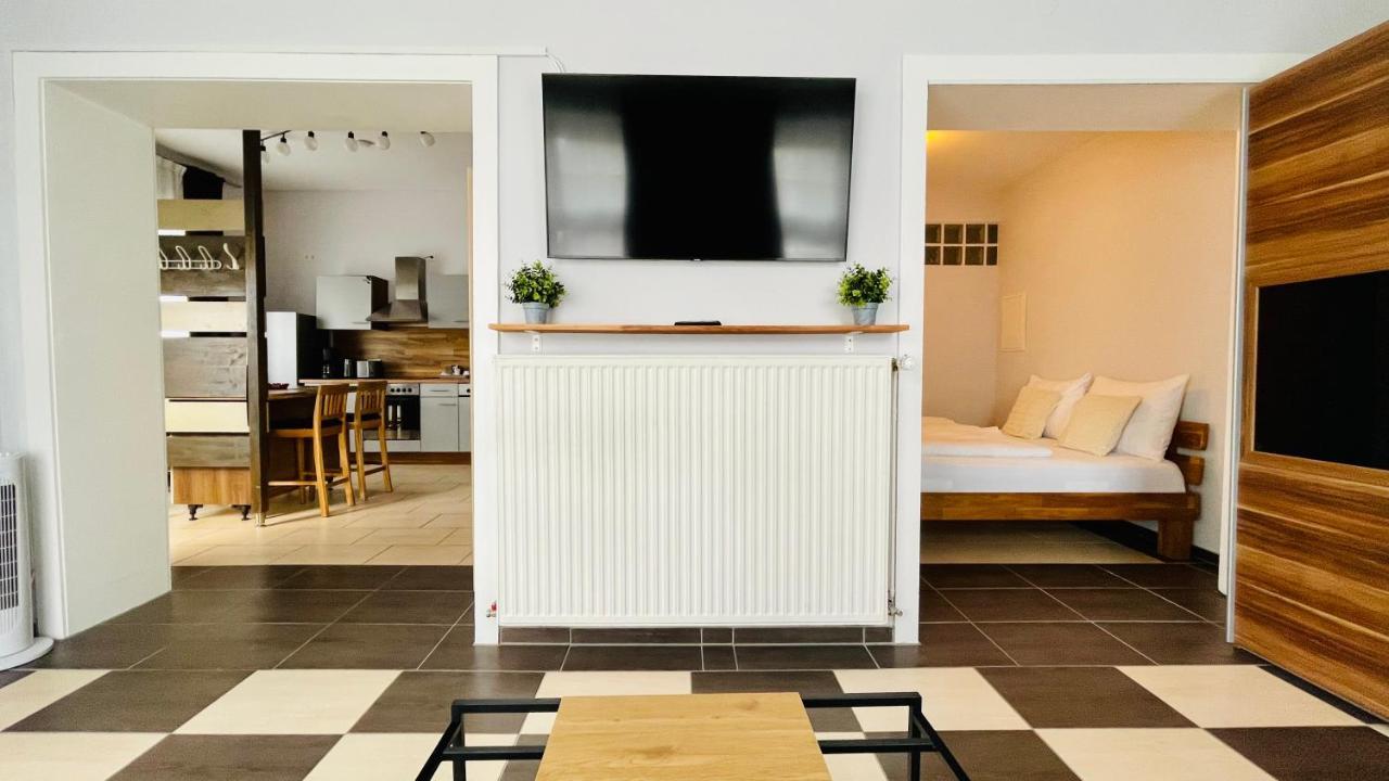 Nanis Hotel & Appartements Steinhude Exteriör bild